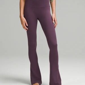 Lululemon Align High Rise Mini Flare pant grape thistle